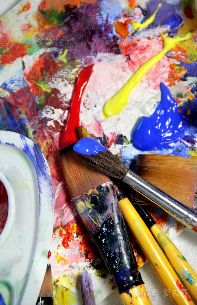 艺术调色板, 油漆和颜料, 画笔