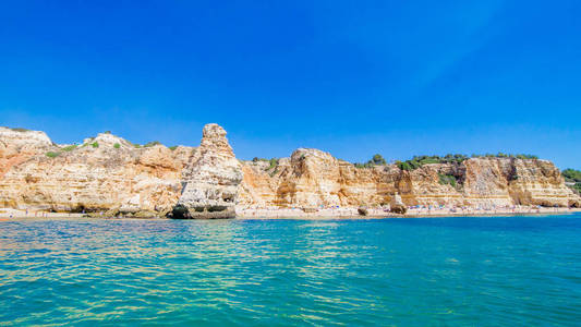 Benagil, 葡萄牙, 阿尔加维海岸和海滩的石灰岩地层