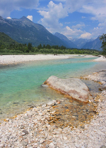 沿海河，朱利安阿尔卑斯山 斯洛文尼亚