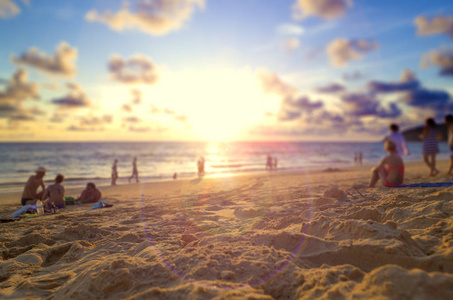 普吉岛海滩和日落。背景假期概念