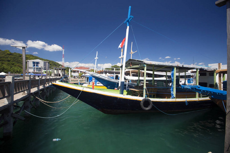 在港口的渔船, 纳闽 Bayo, 印尼