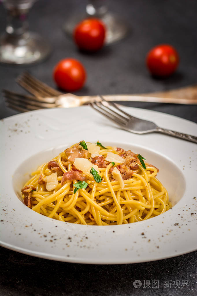 意大利面条carbonara