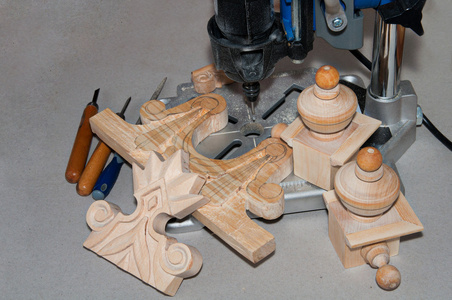 刻木元素中的工作流程和工具