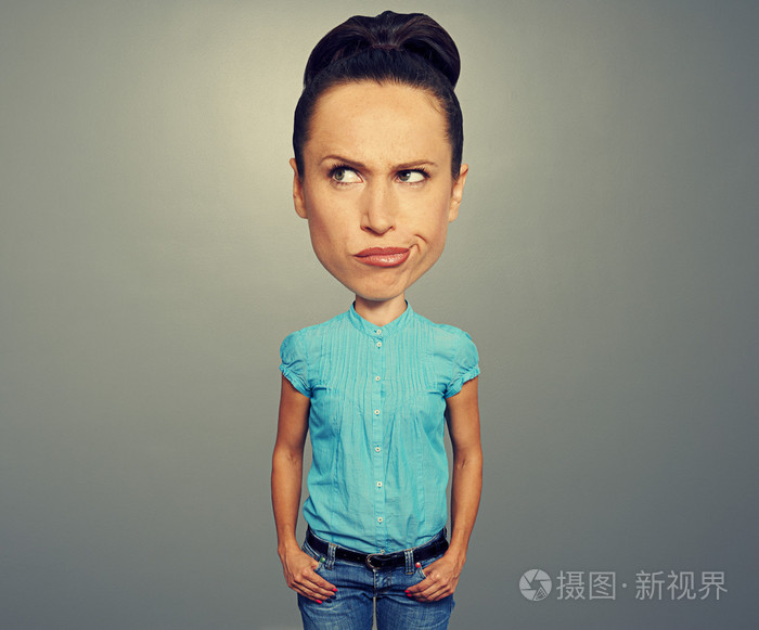 卡通女孩表示不满