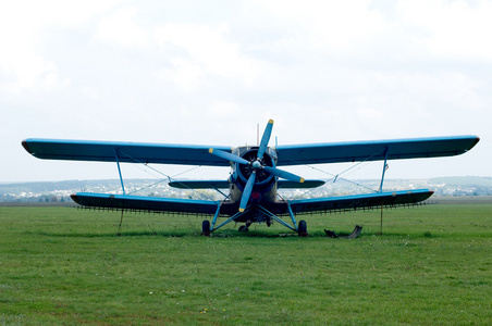 螺旋桨式飞机照片