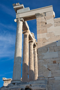 在希腊的雅典卫城上 erechtheion