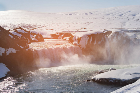 Godafoss 瀑布自然冬季季节, 冰岛冬季自然风光