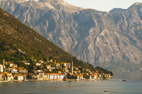 上科托尔湾，黑山 perast