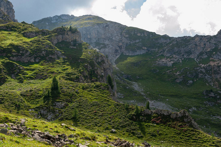 意大利白云岩的山风景