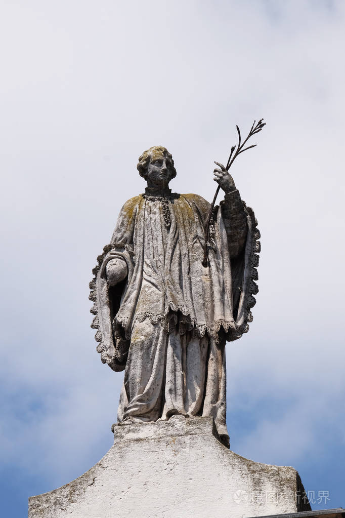 圣谢孝衍贡扎加, 在曼图亚大教堂的门面上的雕像献身于圣彼得, 曼图亚