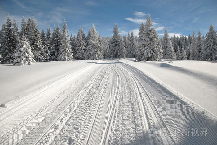雪山 公路