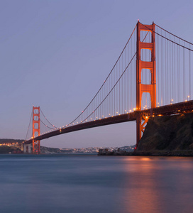 旧金山金门大桥夜景 californi照片