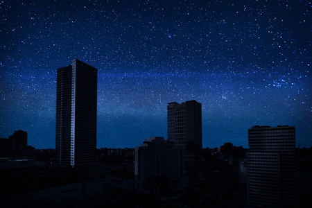 漆黑的夜晚图片