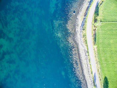 尼斯湖保护由尼斯湖保护桥的鸟瞰图
