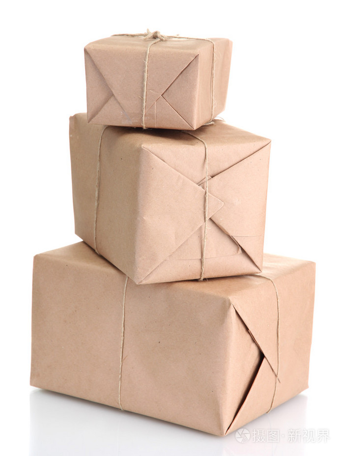 包裹带牛皮纸,孤立在白色框