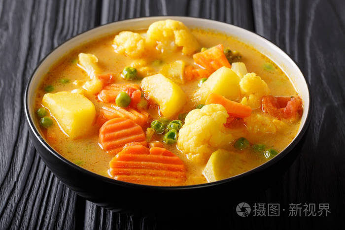 椰奶素咖喱蔬菜汤