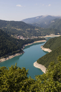 复配峡谷以其梦幻般的水库。黑山，巴尔干半岛，欧洲