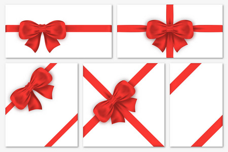 一套带豪华红弓的礼品卡。装饰礼品弓与缎带为包装, 框架, 横幅, 邀请