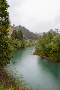 河风景