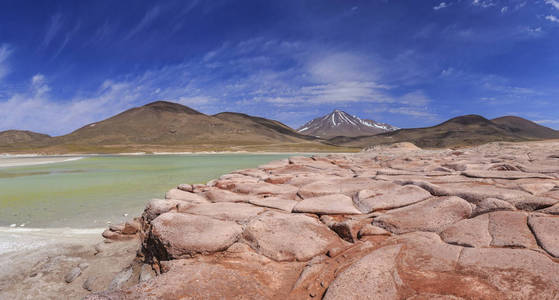 红色石头红色石头盐水atacama chi