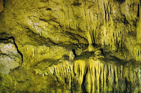 土耳其昏暗 Magarasi 洞穴美景