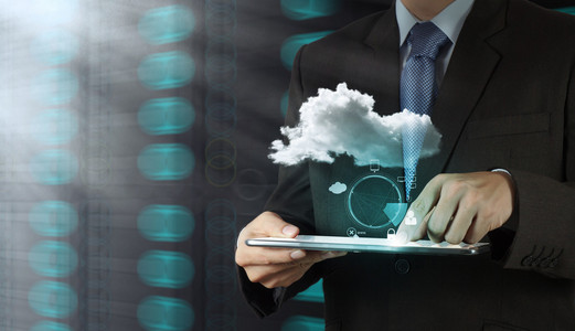 商人手上触摸屏幕 comp 持有云网络图标照片