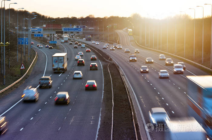 公路上的交通繁忙