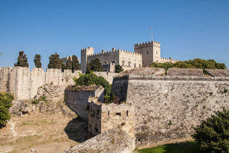 罗兹的城堡和城墙的废墟。防御堡垒的 Joannites。历史城堡在爱琴海和地中海的海岸
