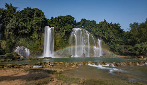 Gioc德天 waterfallban Gioc 瀑布是越南最壮观的瀑布, 位于大坝翠公社, Trung 庆区, 曹浜。Gio