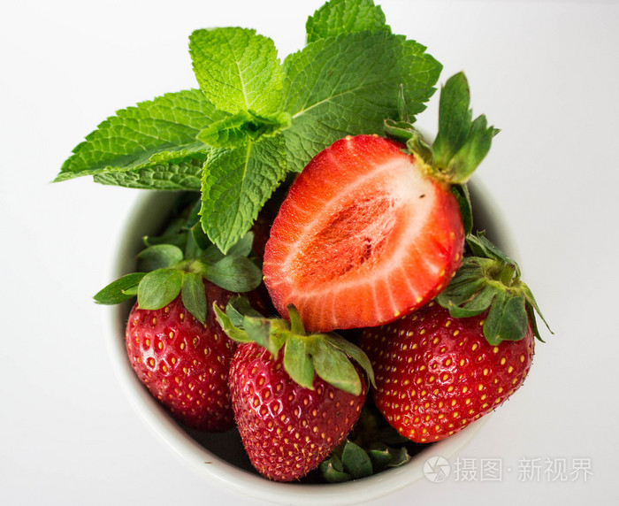 草莓和薄荷