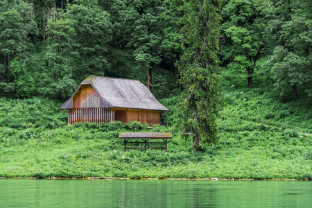 木房子在山在 Konigssee 湖, 巴伐利亚, 阿尔卑斯, 德国