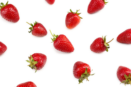 红色成熟的草莓，白上孤立