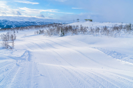 贝托斯托兰雪景与滑雪道观图片