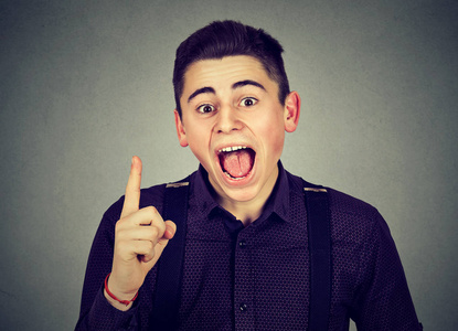 智能化表达思想开明的表达人照片