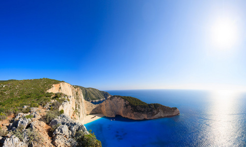 在扎金索斯沉船 navagio 海滩