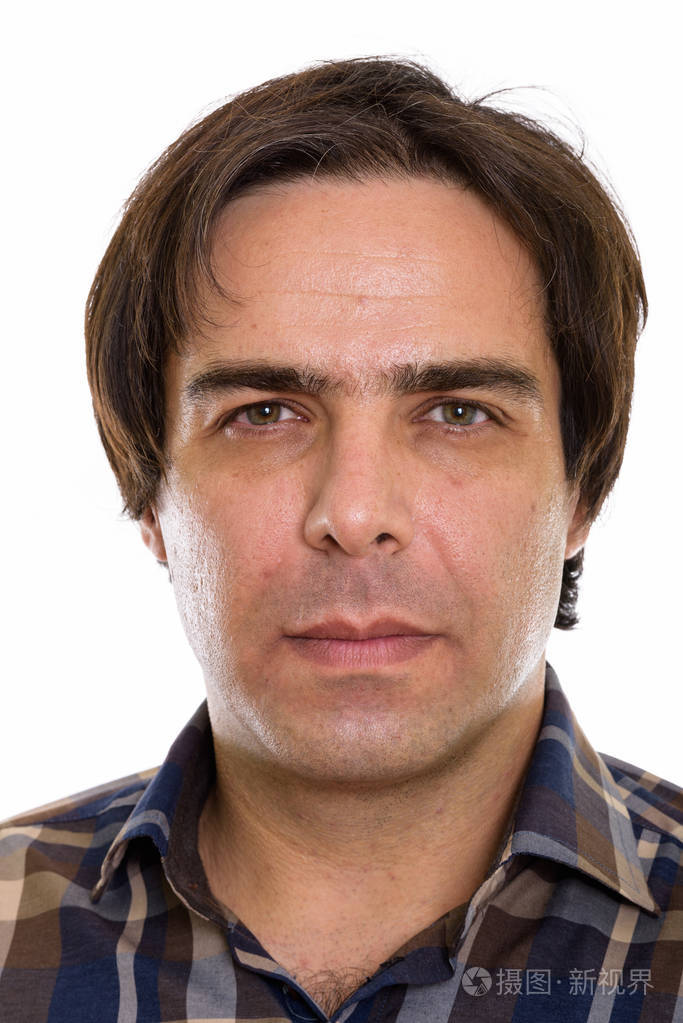 年轻的波斯人脸的影棚拍摄照片-正版商用图片06wqh1-摄图新视界