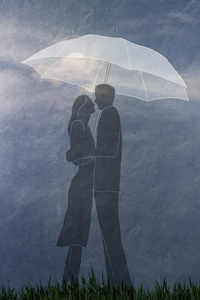 在巴黎在伞下情侣在黑色的雨滴下站在雨伞下的快乐情侣的侧面视图家庭