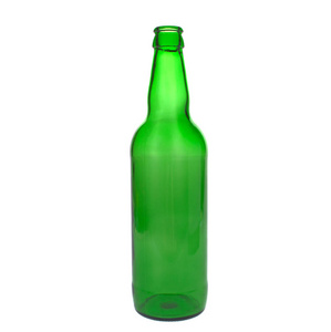 绿色玻璃瓶空的白色背景啤酒