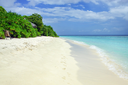 热带印度洋的马尔代夫岛