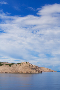 美丽的岩石地中海海岸自然背景