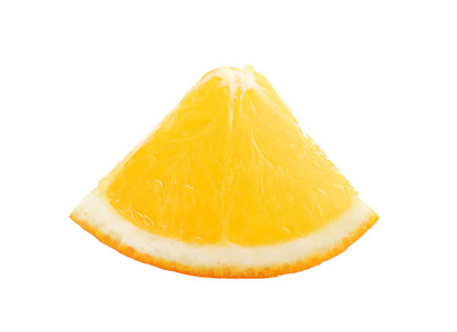 在白色背景上切片或成熟的橙色。新鲜柑橘类水果