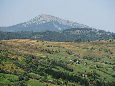 Carpatian 山夏天风景