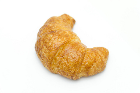 frska och lckra croissant ver vit bakgrund新鲜和美味的羊角面包在白色背景