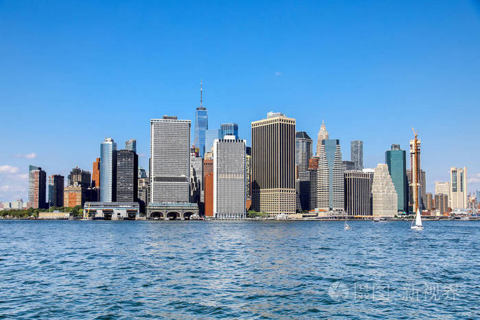 美国纽约市曼哈顿的多彩白天的全景视图