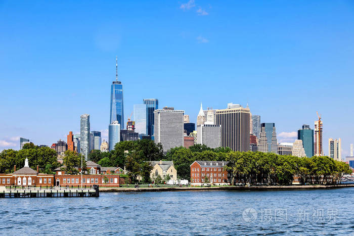 美国纽约市曼哈顿的多彩白天的全景视图