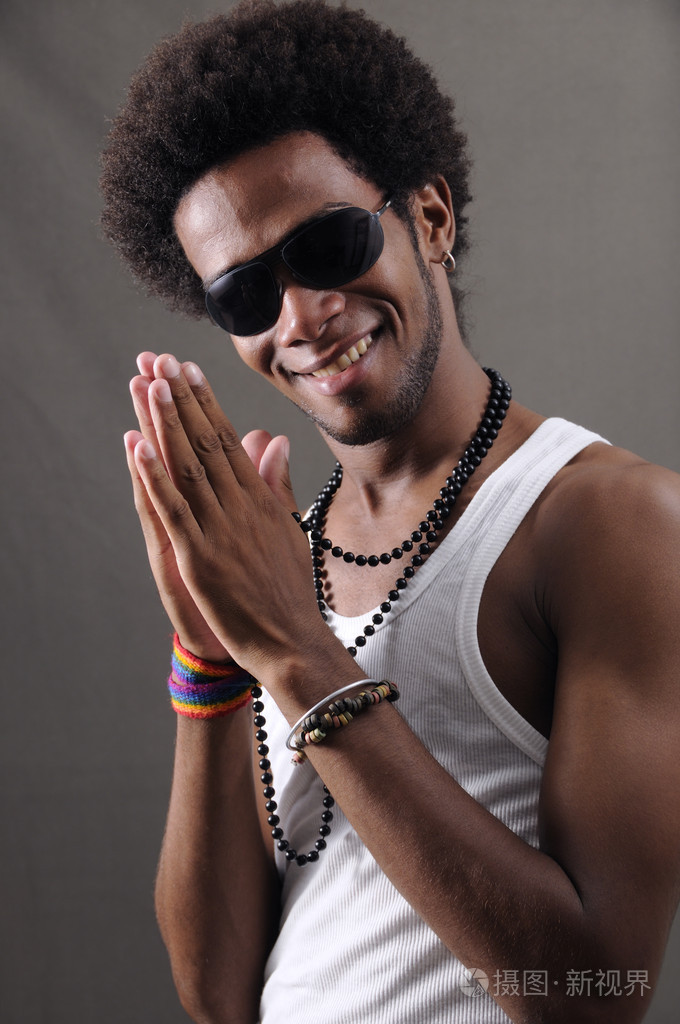 时髦的拉丁裔人