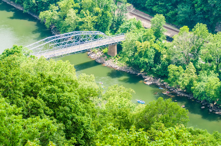 新河峡风景