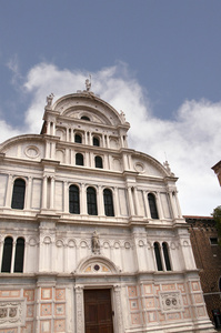 在意大利北部的威尼斯的巴洛克式教堂