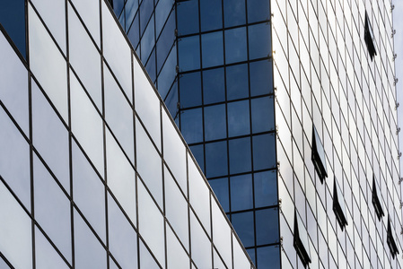 建造摩天大楼的现代玻璃角度透视