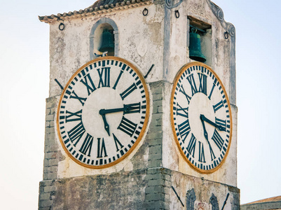 钟楼在塔维拉葡萄牙